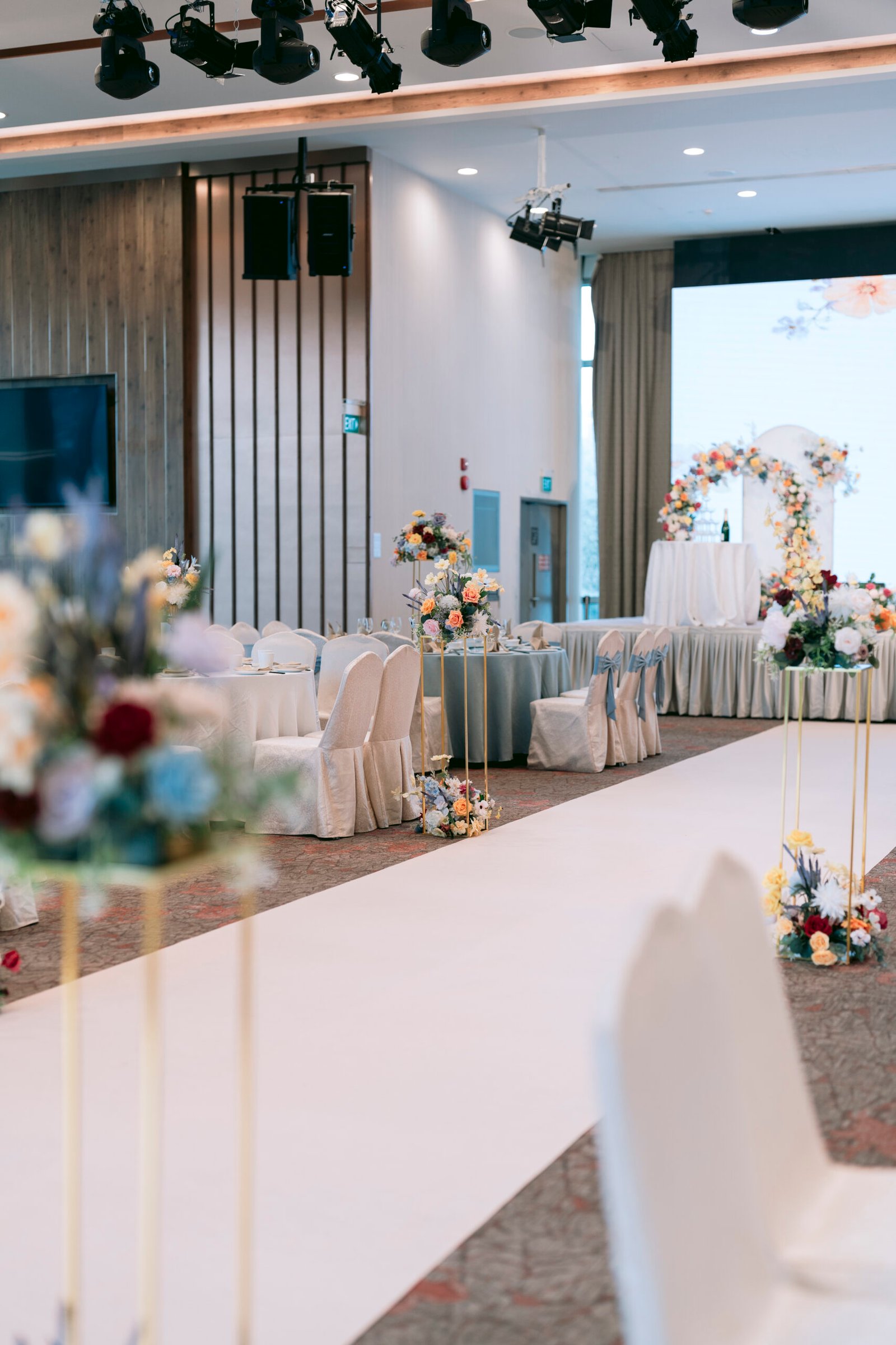 JumboxEyesOnYouWeddings320